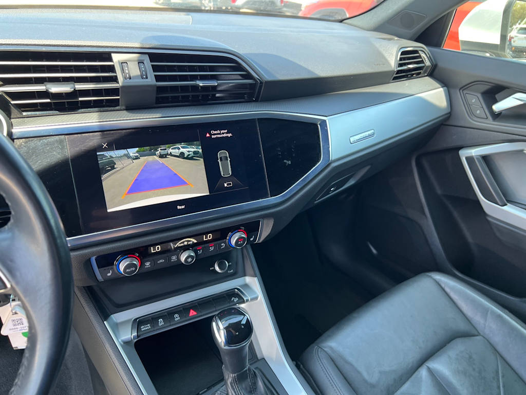 Thumbnail: 2019 Audi Q3 - 42
