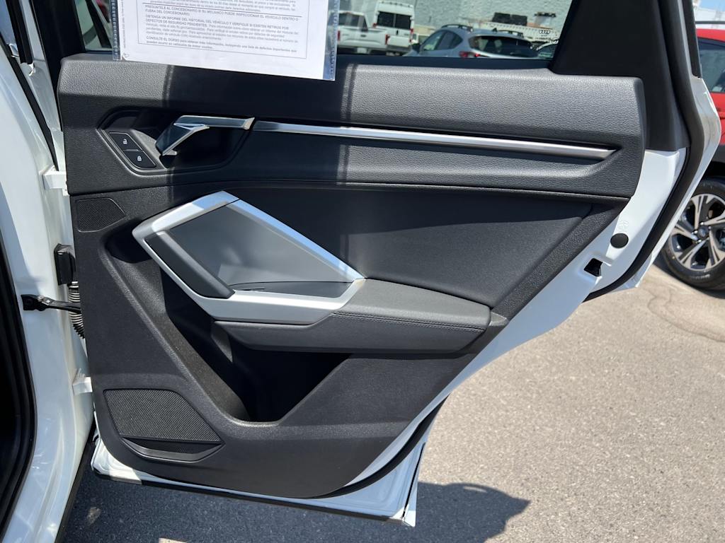 Thumbnail: 2019 Audi Q3 - 33
