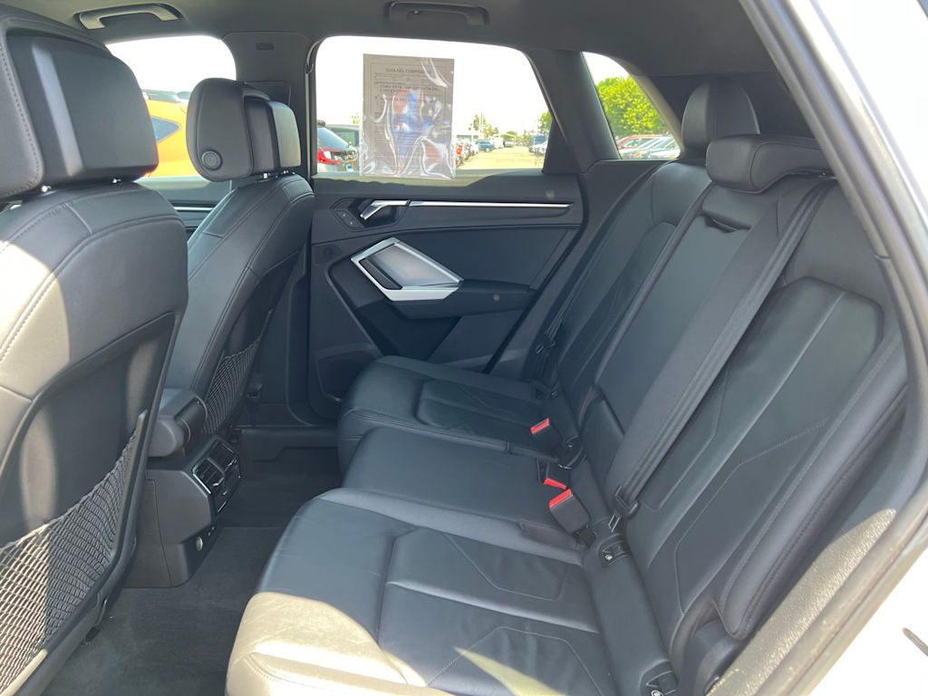 Thumbnail: 2019 Audi Q3 - 28