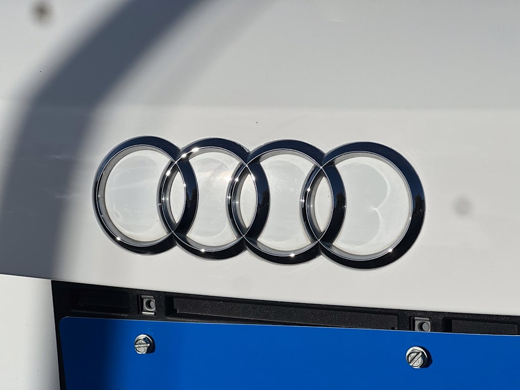 Thumbnail: 2024 Audi Q3 - 24