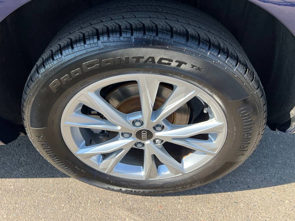 Thumbnail: 2024 Audi Q3 - 29
