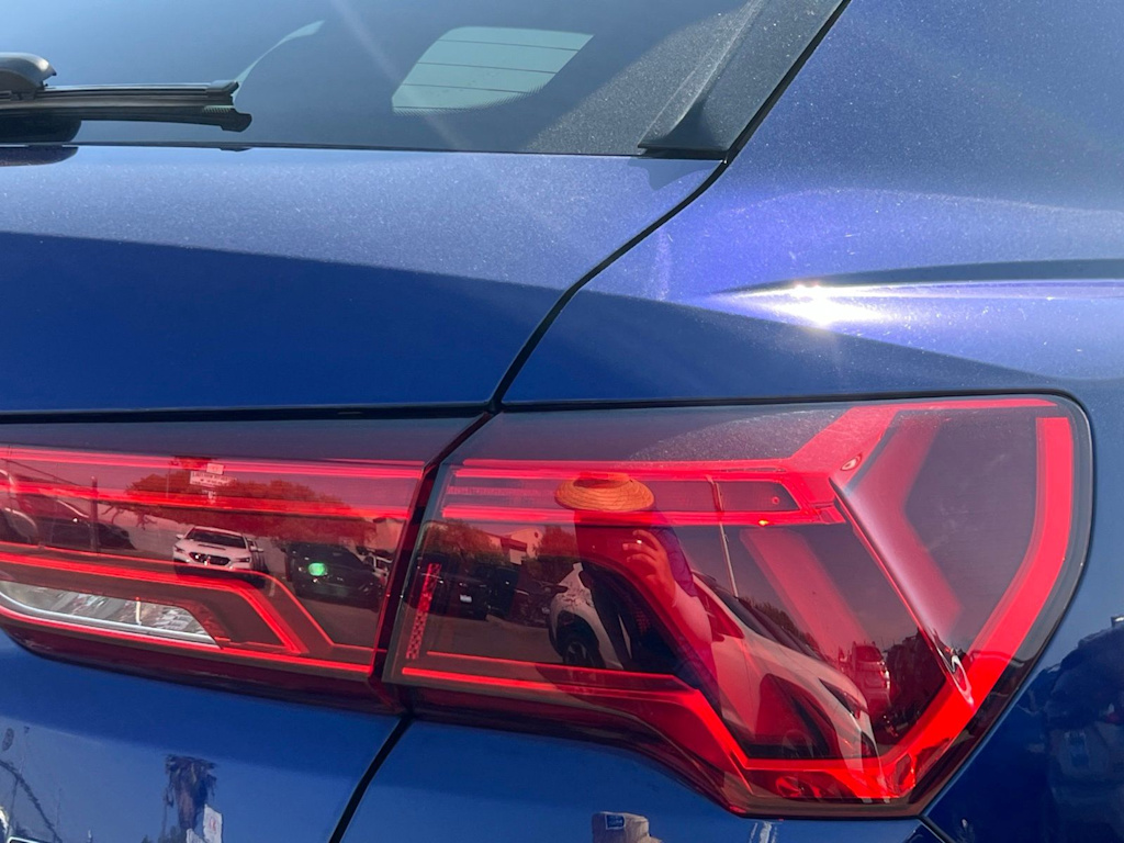 Thumbnail: 2024 Audi Q3 - 24