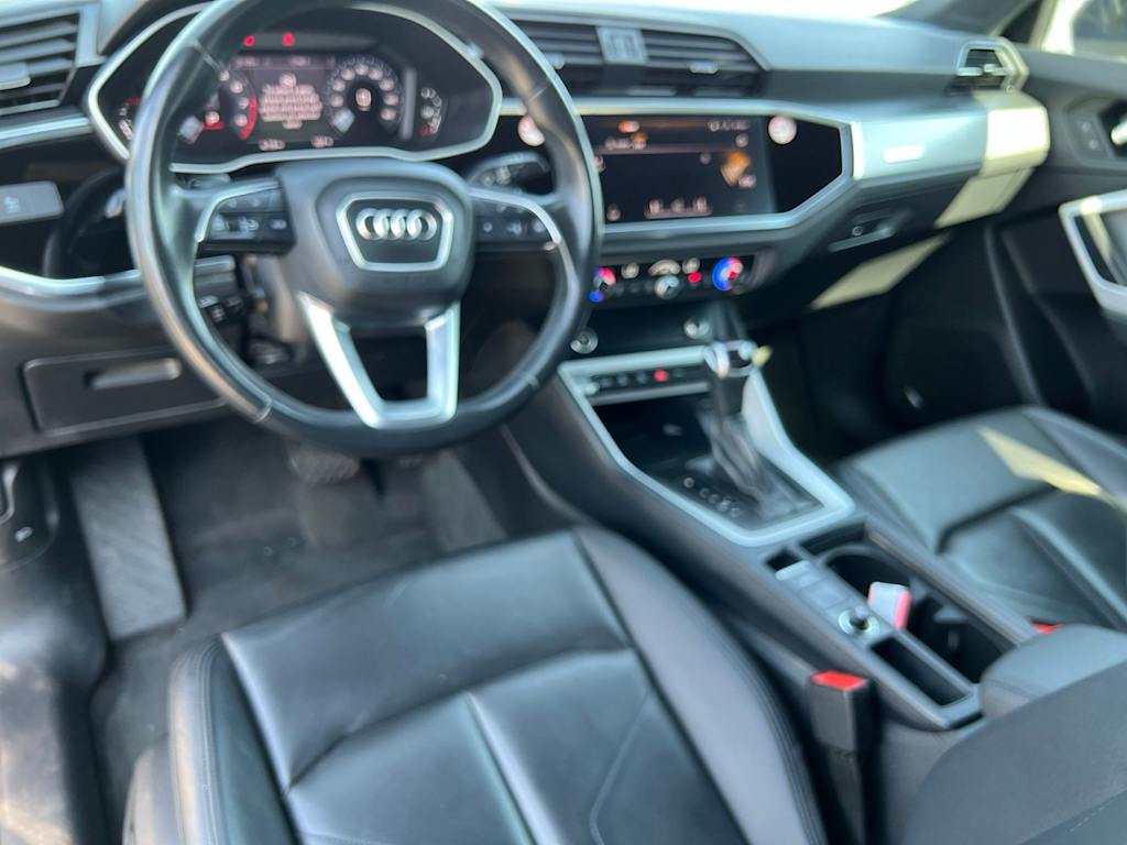 Thumbnail: 2024 Audi Q3 - 2