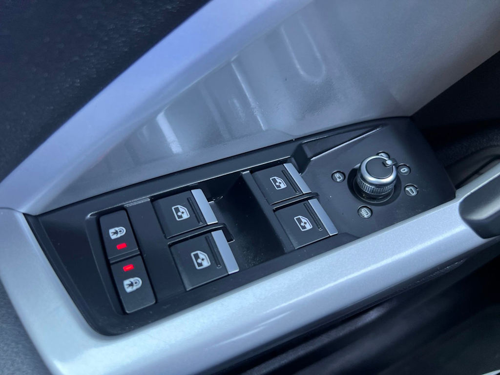 Thumbnail: 2024 Audi Q3 - 35