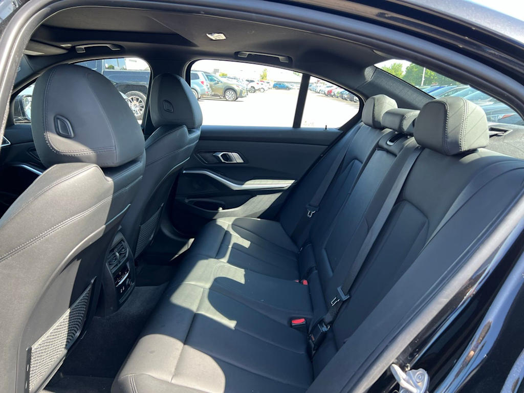 Thumbnail: 2019 BMW 3 Series - 26