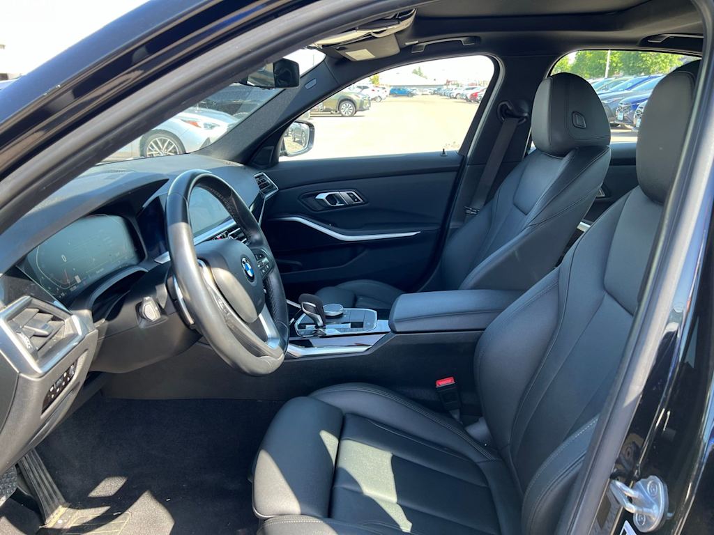 Thumbnail: 2019 BMW 3 Series - 10