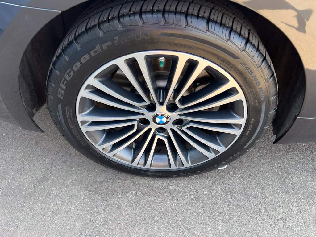 Thumbnail: 2019 BMW 5 Series - 24