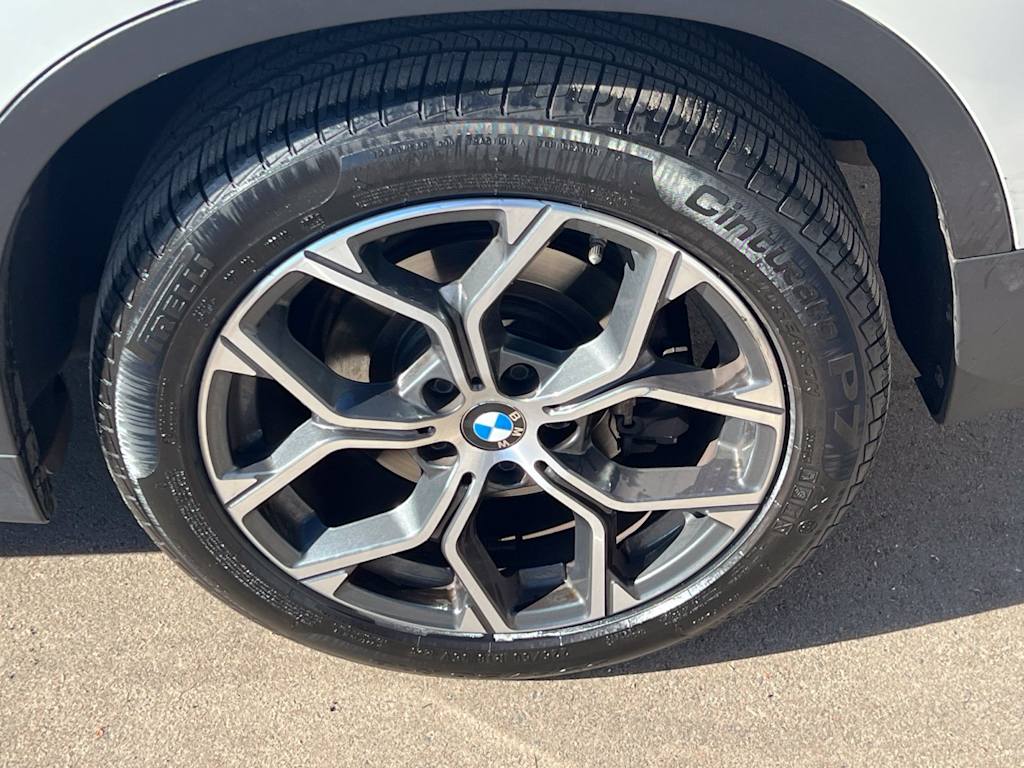 Thumbnail: 2021 BMW X1 - 28