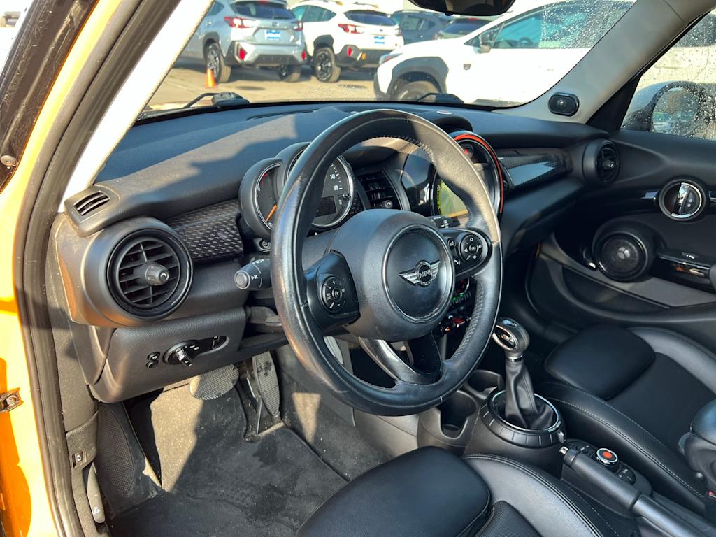 Thumbnail: 2017 MINI Cooper - 2