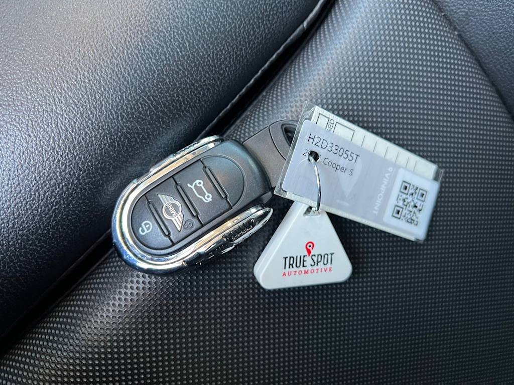 Thumbnail: 2017 MINI Cooper - 19