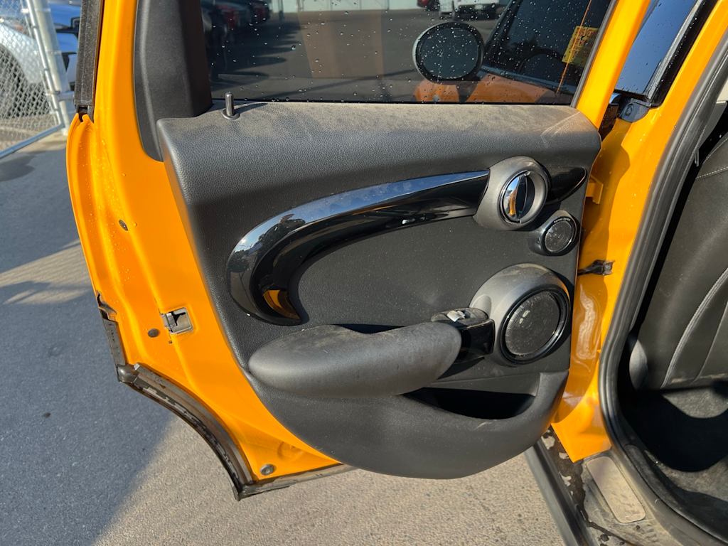 Thumbnail: 2017 MINI Cooper - 28