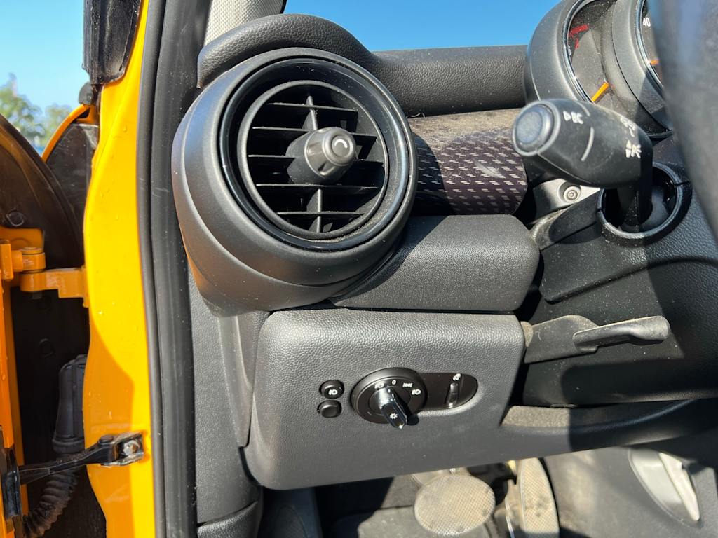 Thumbnail: 2017 MINI Cooper - 35