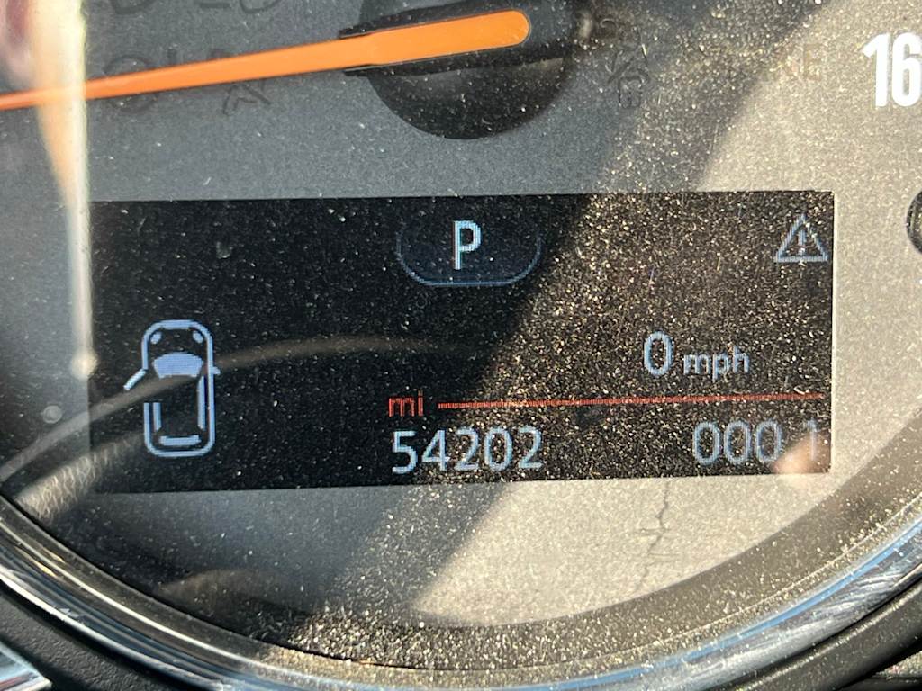 Thumbnail: 2017 MINI Cooper - 9