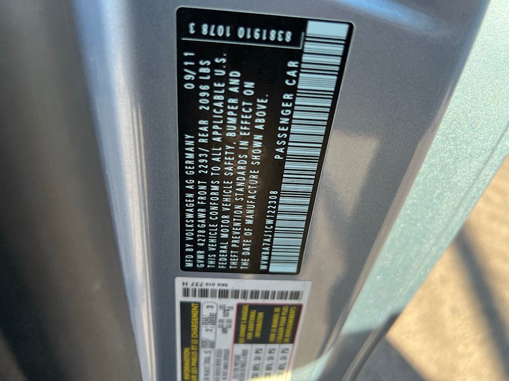 Thumbnail: 2012 Volkswagen Golf - 18