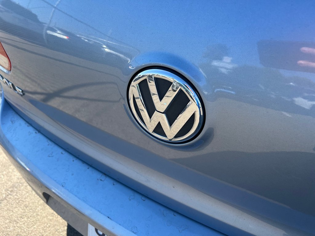 Thumbnail: 2012 Volkswagen Golf - 19