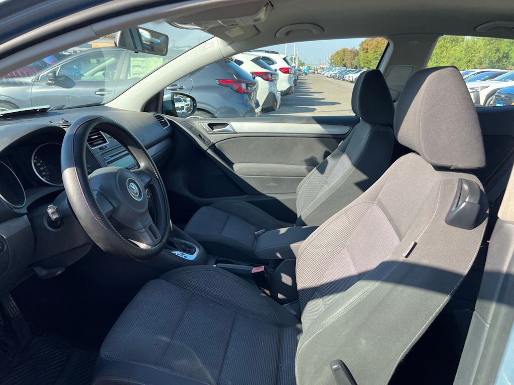 Thumbnail: 2012 Volkswagen Golf - 10