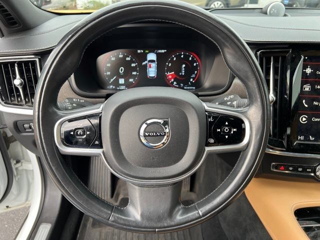 2018 Volvo V90 T6 13