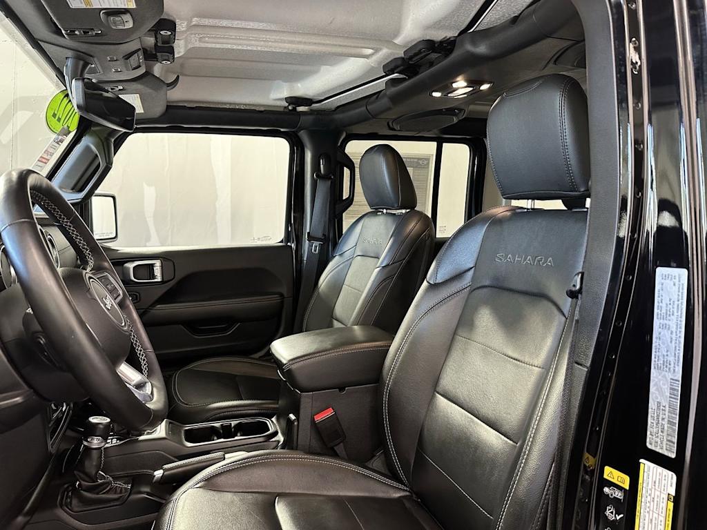 Thumbnail: 2022 Jeep Wrangler - 8