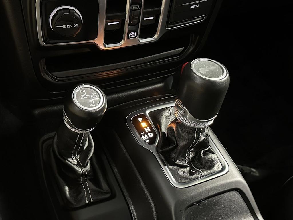 Thumbnail: 2022 Jeep Wrangler - 12