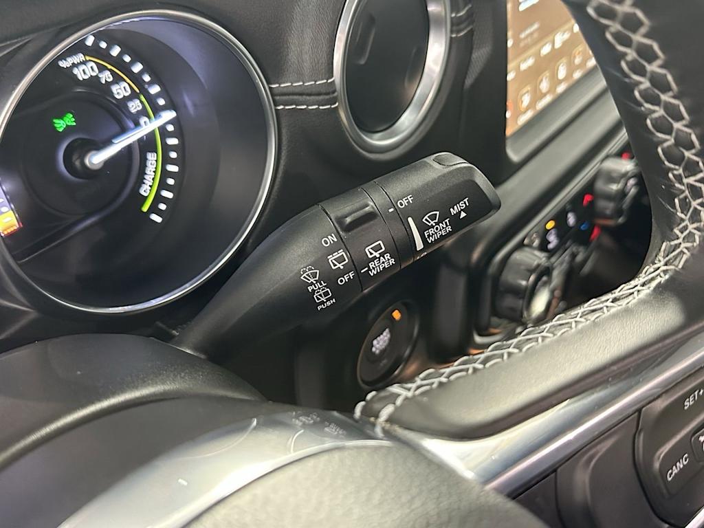 Thumbnail: 2022 Jeep Wrangler - 22