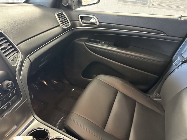2018 Jeep Grand Cherokee Limited Edition 11