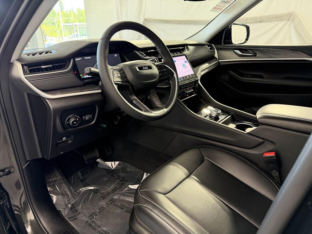 Thumbnail: 2024 Jeep Grand Cherokee - 2