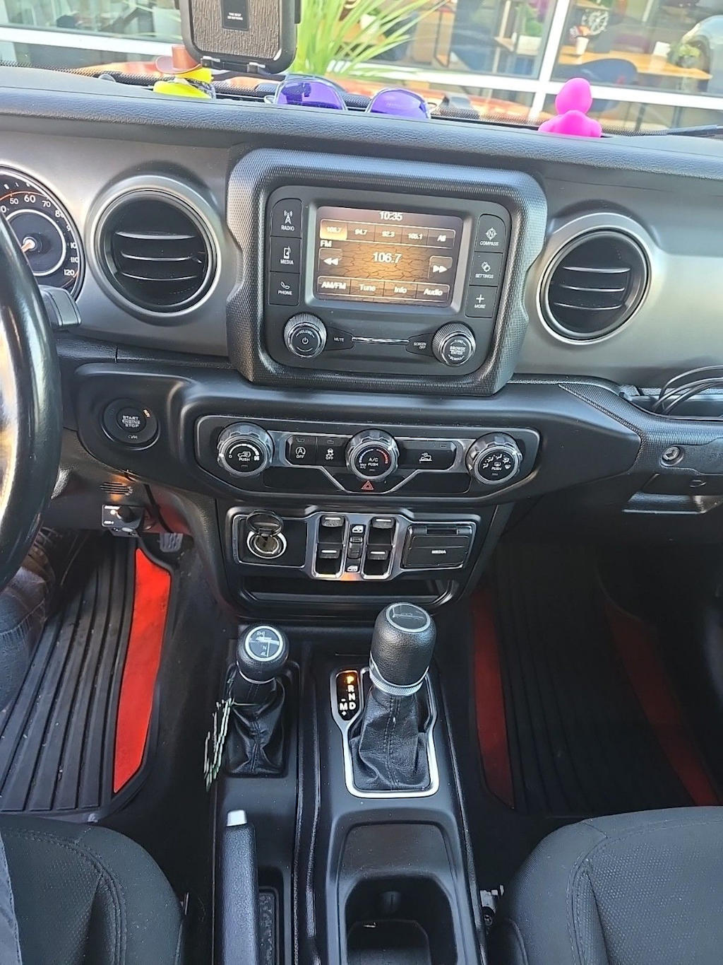 Thumbnail: 2020 Jeep Gladiator - 7
