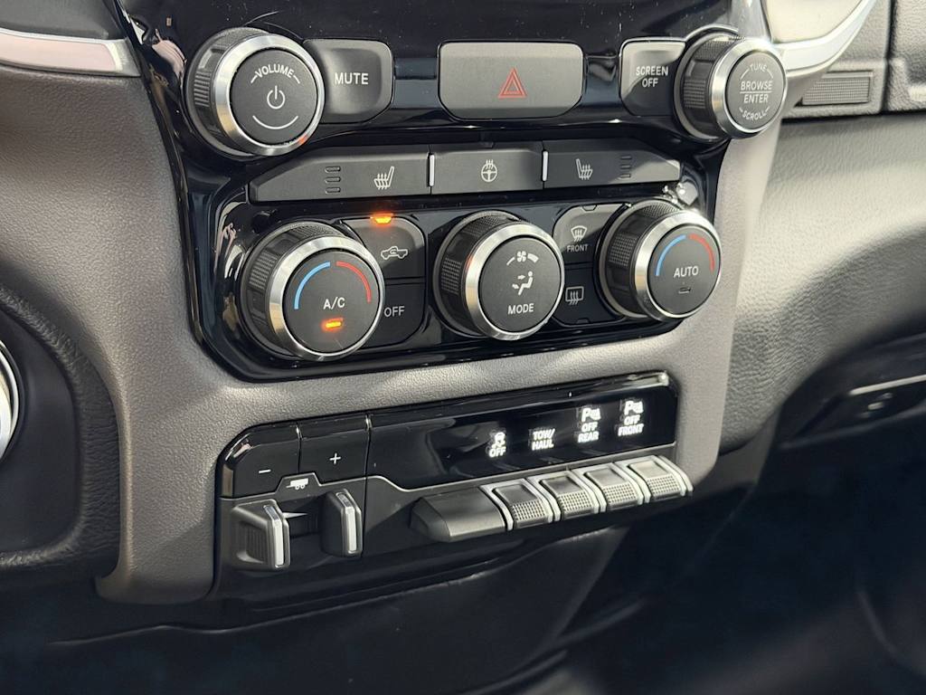 Thumbnail: 2019 RAM 1500 - 24