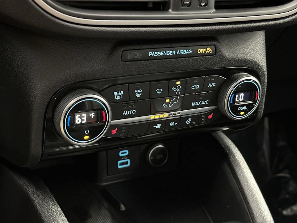 Thumbnail: 2021 Ford Escape - 24