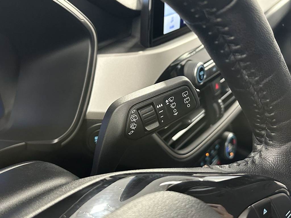 Thumbnail: 2021 Ford Escape - 21