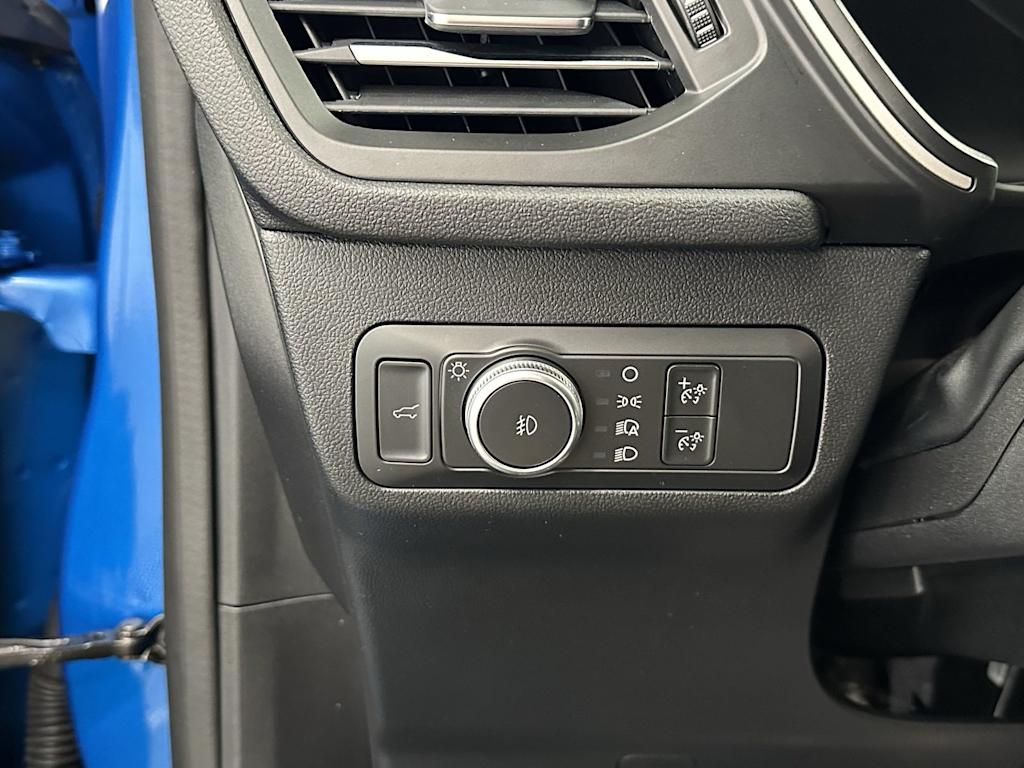 Thumbnail: 2021 Ford Escape - 19