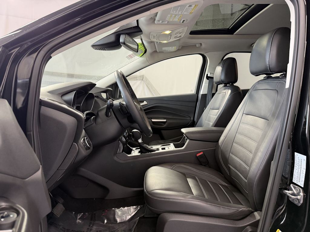 Thumbnail: 2017 Ford Escape - 8