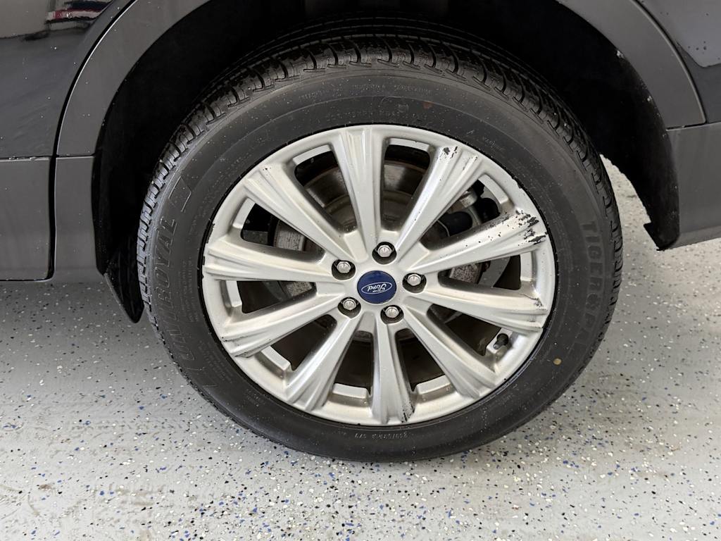 Thumbnail: 2017 Ford Escape - 6