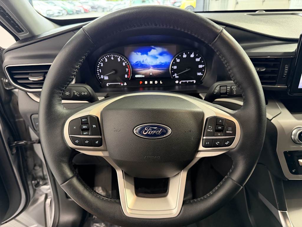 Thumbnail: 2022 Ford Explorer - 11