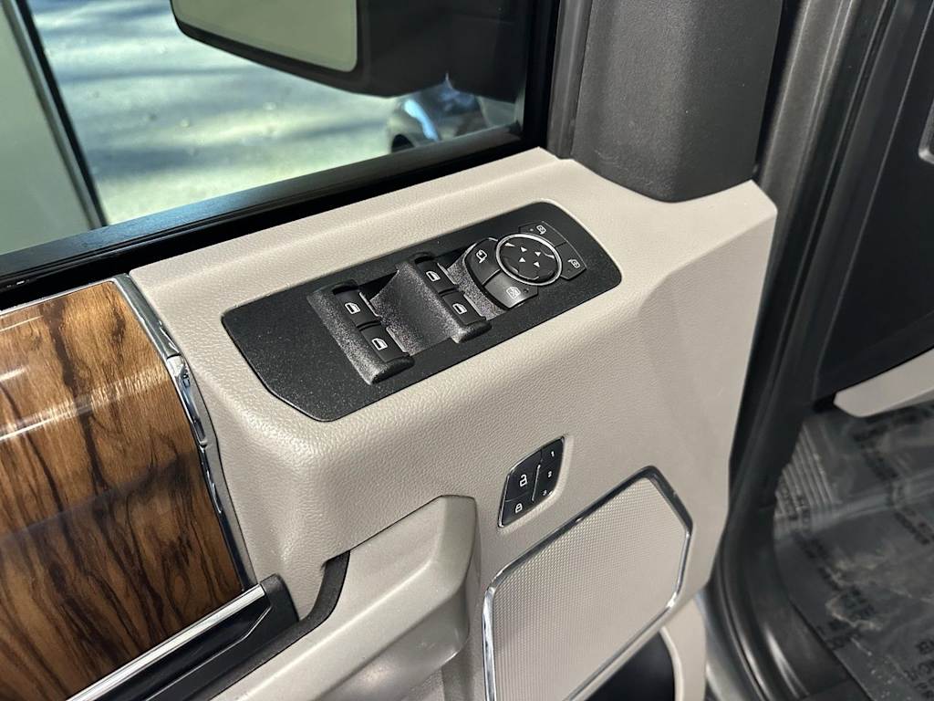 Thumbnail: 2018 Ford F-150 - 19