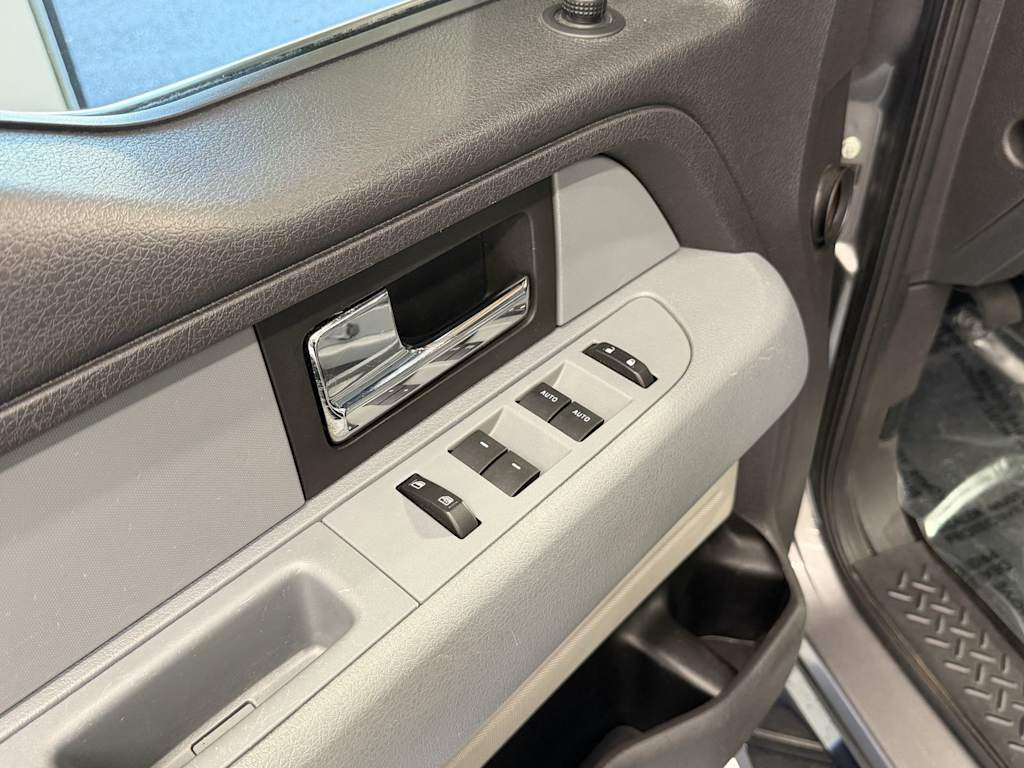 Thumbnail: 2013 Ford F-150 - 13