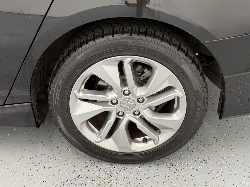 Thumbnail: 2019 Honda Accord - 6