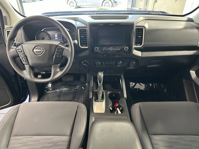 Thumbnail: 2023 Nissan Frontier - 9