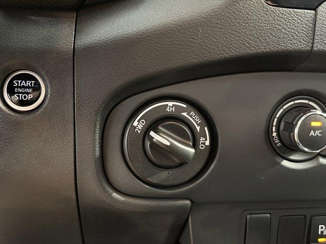 Thumbnail: 2023 Nissan Frontier - 23