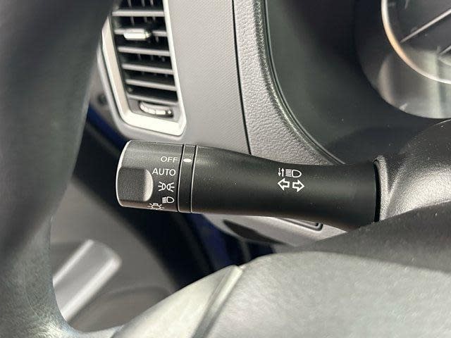 Thumbnail: 2023 Nissan Frontier - 14