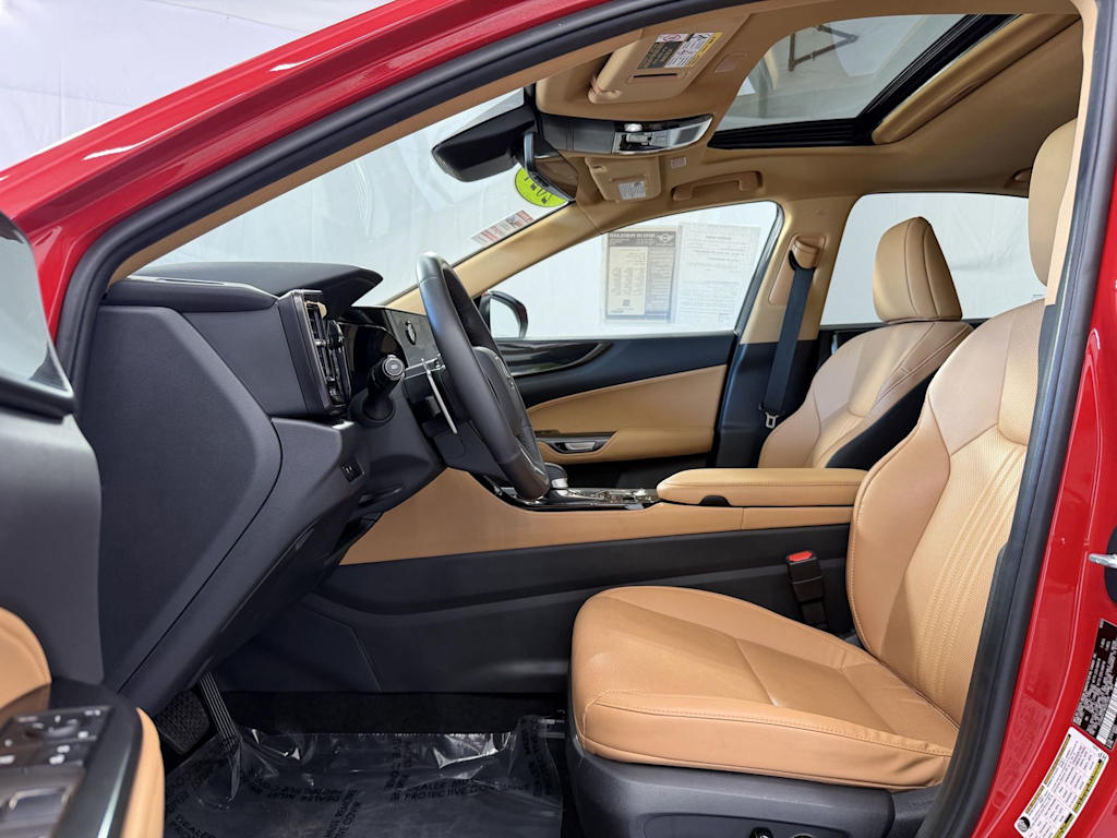 Thumbnail: 2024 Lexus ES - 8