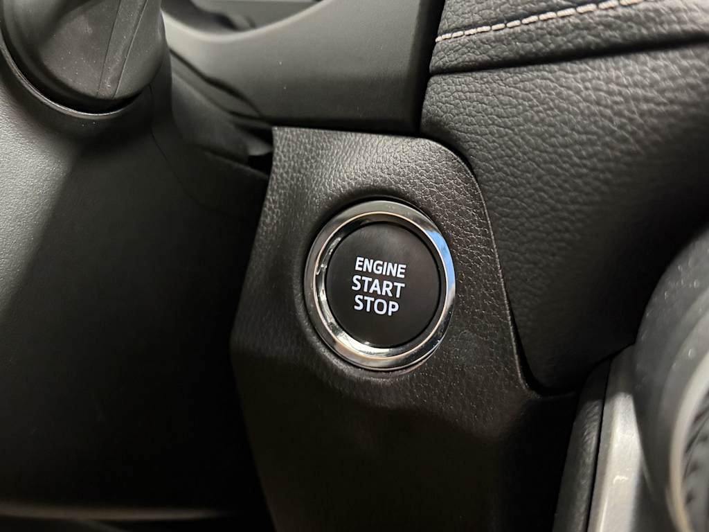 Thumbnail: 2025 Toyota RAV4 - 22