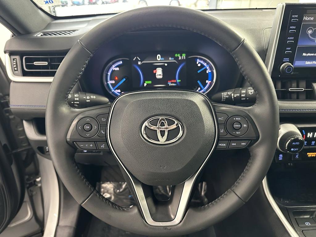 Thumbnail: 2019 Toyota RAV4 - 10