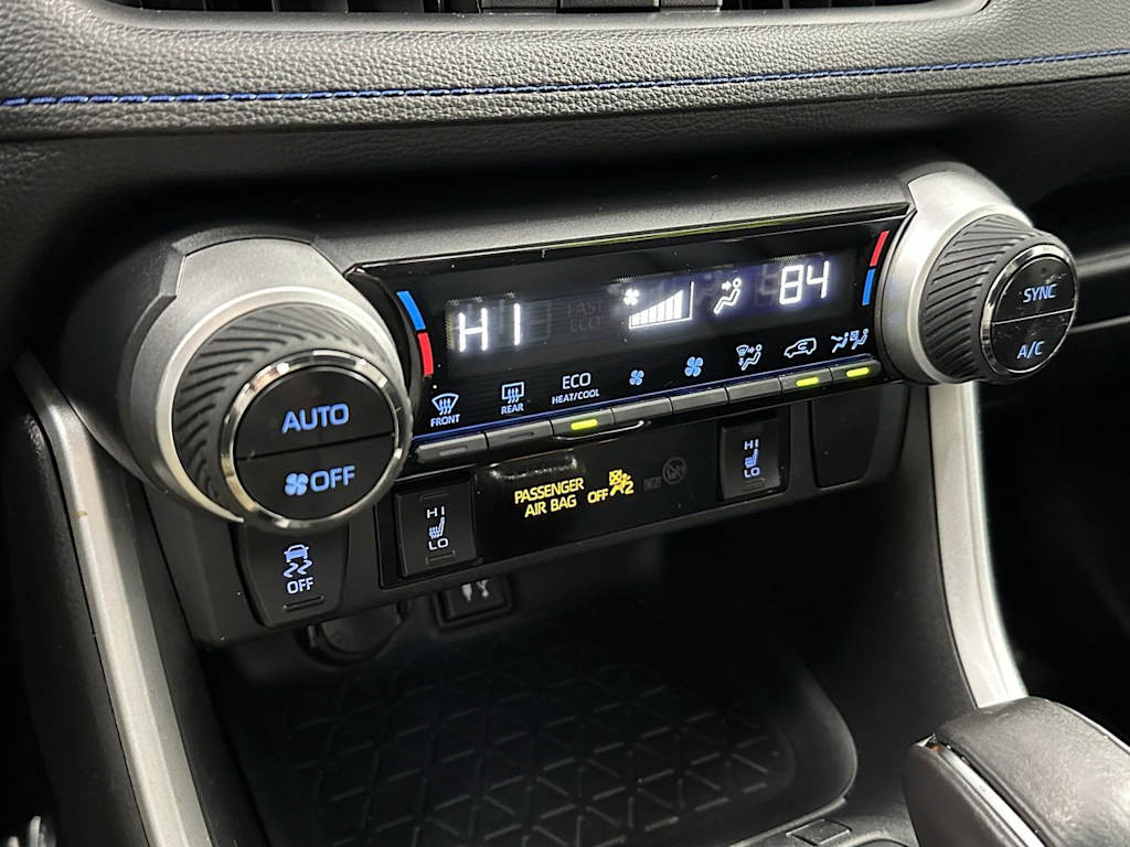 Thumbnail: 2019 Toyota RAV4 - 22