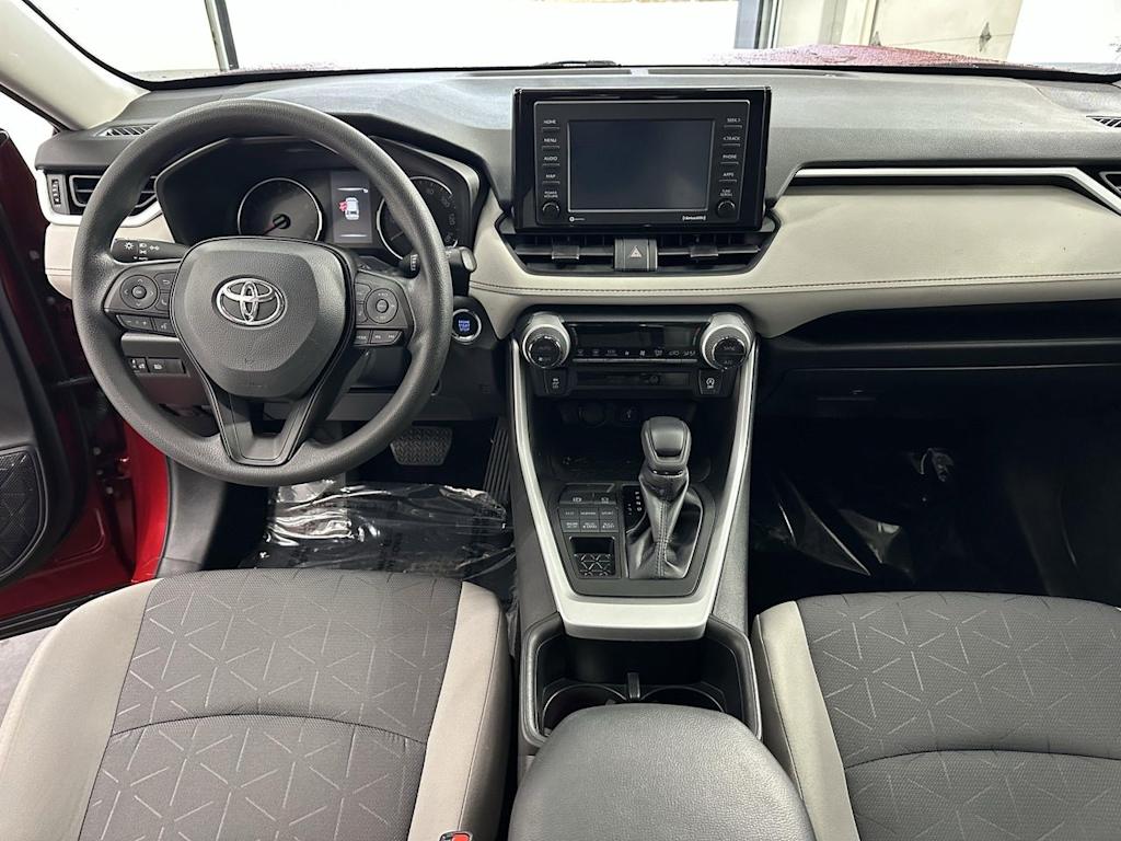 Thumbnail: 2022 Toyota RAV4 - 9