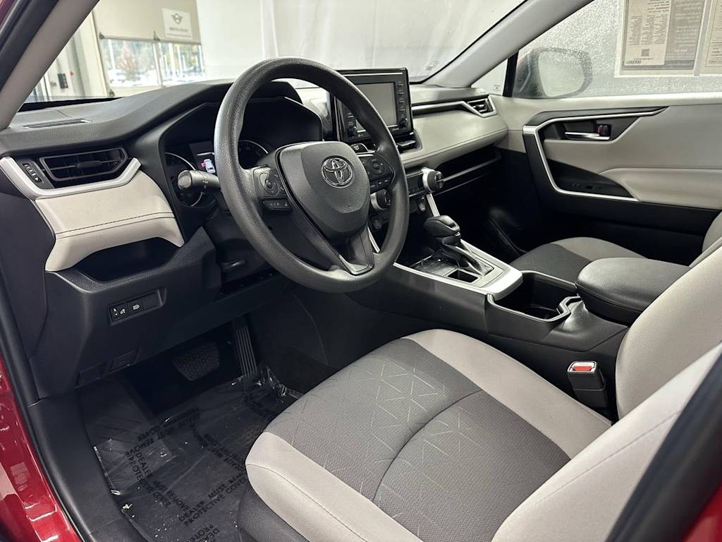 Thumbnail: 2022 Toyota RAV4 - 2