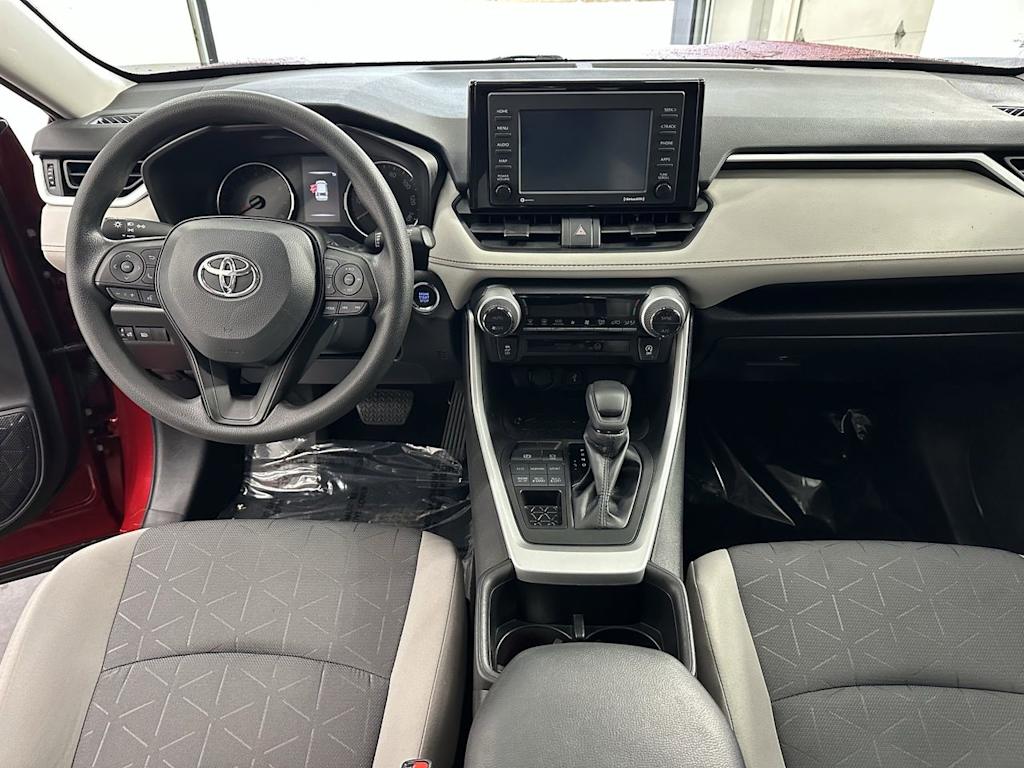 Thumbnail: 2022 Toyota RAV4 - 9