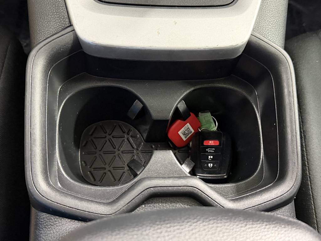 Thumbnail: 2019 Toyota RAV4 - 25