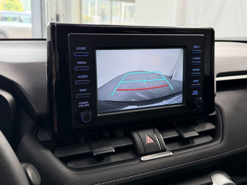 Thumbnail: 2019 Toyota RAV4 - 12