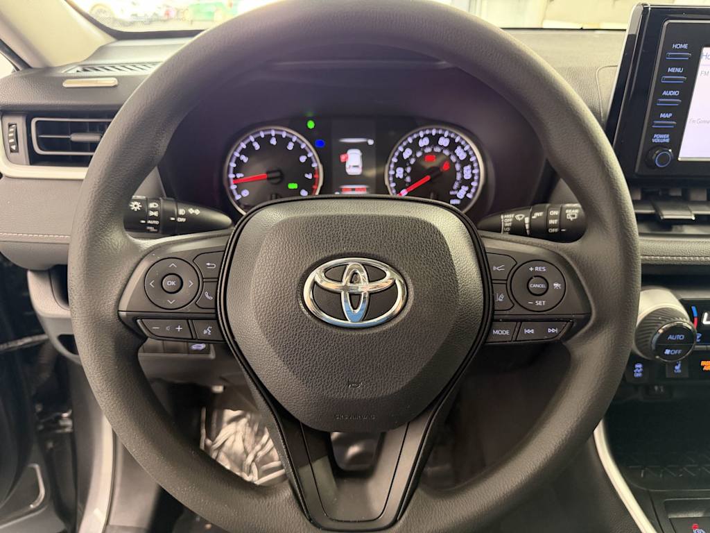 Thumbnail: 2019 Toyota RAV4 - 11